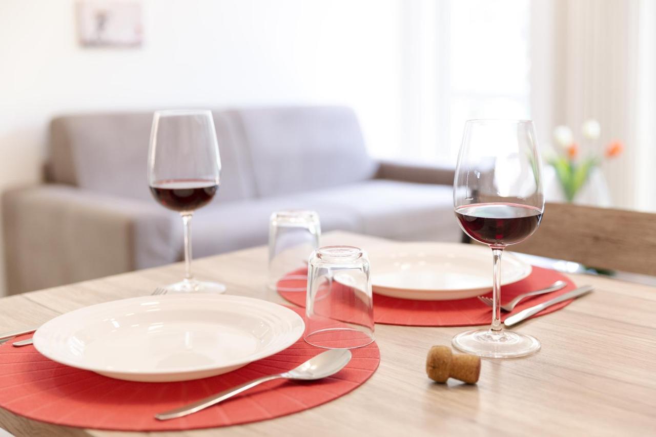New! Milano - Flowers Home Cusano Milanino Экстерьер фото